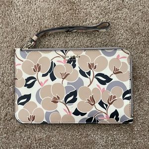Kate Spade Wristlet